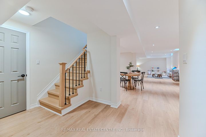 Photo 32 at 2498 Longridge Crescent, RO River Oaks, Oakville