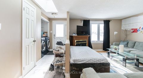 Photo 4 at 46 HICKLING Trail, Grove East, Barrie