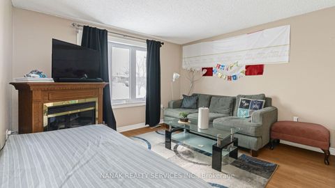 Photo 8 at 46 HICKLING Trail, Grove East, Barrie