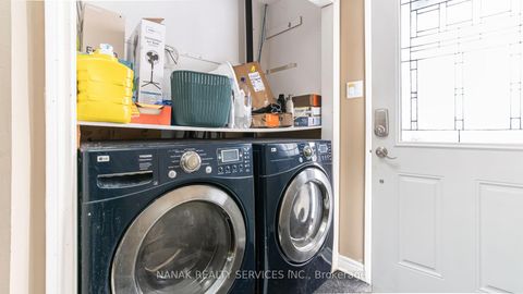 Photo 22 at 46 HICKLING Trail, Grove East, Barrie