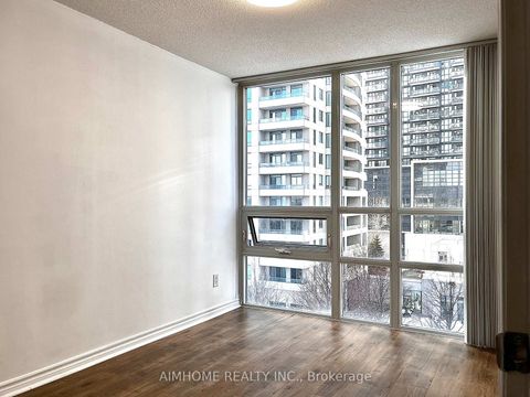 Photo 10 at 711 - 35 Hollywood Avenue, Willowdale East, Toronto