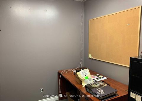 Photo 5 at 15 - 45 casmir Court, Concord, Vaughan