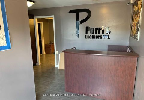 Photo 8 at 15 - 45 casmir Court, Concord, Vaughan