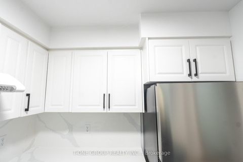 Photo 13 at 605 - 29 Pemberton Avenue, Newtonbrook East, Toronto