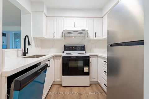 Photo 20 at 605 - 29 Pemberton Avenue, Newtonbrook East, Toronto