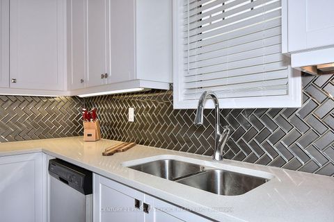 Photo 21 at 13 Devineridge Avenue, Central East, Ajax