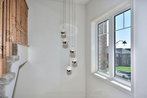 Photo 26 at 13 Devineridge Avenue, Central East, Ajax