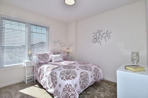 Photo 37 at 13 Devineridge Avenue, Central East, Ajax