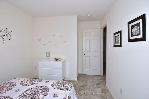 Photo 38 at 13 Devineridge Avenue, Central East, Ajax