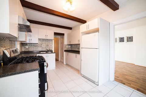 Photo 11 at 40 Snowdon Avenue, Lawrence Park North, Toronto