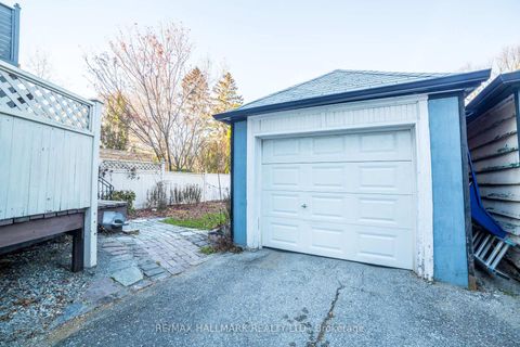 Photo 30 at 40 Snowdon Avenue, Lawrence Park North, Toronto