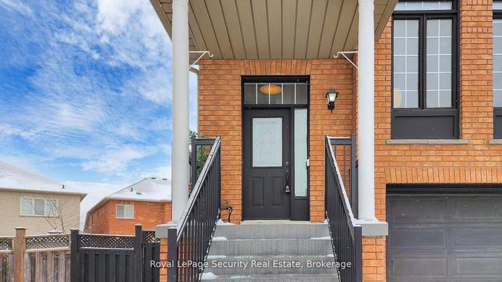 Photo 1 at 128 Daiseyfield Crescent, Vellore Village, Vaughan