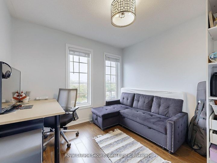 Photo 29 at 128 Daiseyfield Crescent, Vellore Village, Vaughan