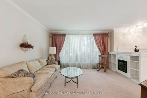 Photo 8 at 27 Elfreda Boulevard, Birchmount, Toronto