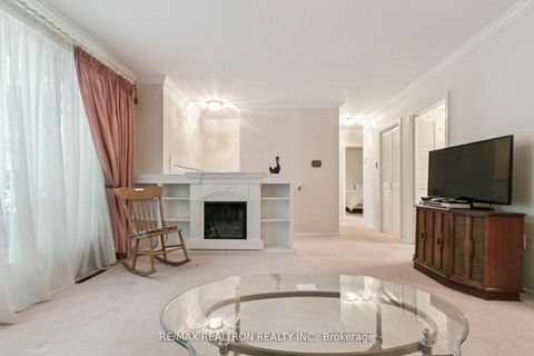 Photo 13 at 27 Elfreda Boulevard, Birchmount, Toronto