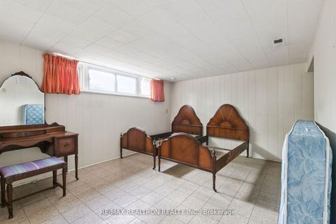 Photo 36 at 27 Elfreda Boulevard, Birchmount, Toronto