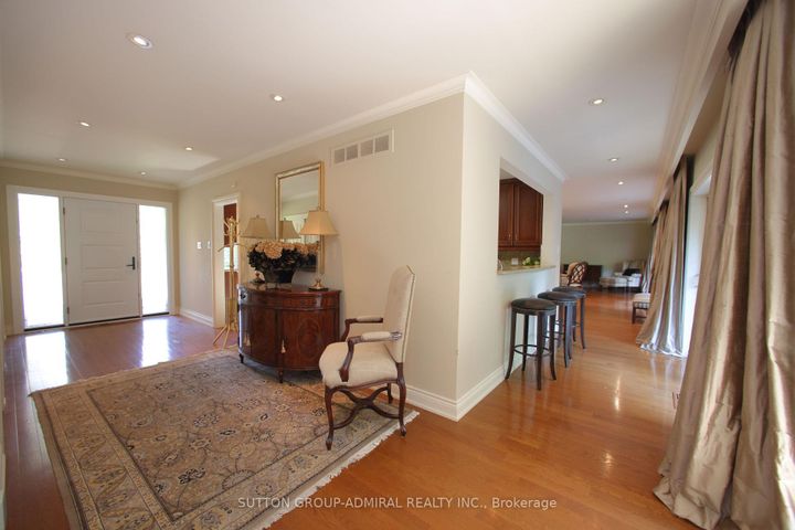 Photo 7 at 91 Forest Grove Drive, Bayview Village, Toronto