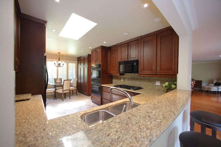 Photo 13 at 91 Forest Grove Drive, Bayview Village, Toronto
