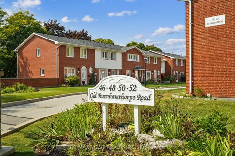 Photo 9 at 2 - 52 Old Burnhamthorpe Road, West Deane, Toronto