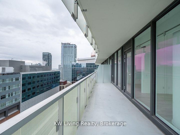 Photo 13 at 2102 - 197 Yonge Street, Yonge Corridor, Toronto