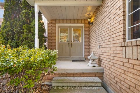 Photo 1 at 1338 Vincent Crescent, Alcona, Innisfil