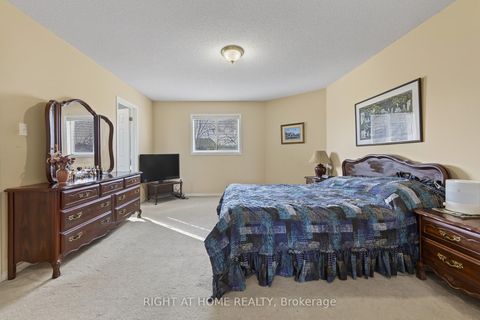 Photo 9 at 1338 Vincent Crescent, Alcona, Innisfil
