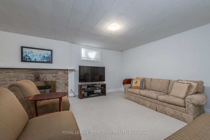 Photo 30 at 223 Riverside Drive, Swansea, Toronto