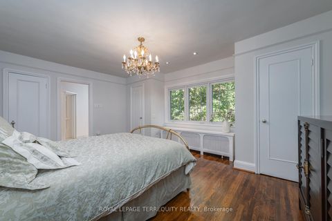 Photo 19 at 223 Riverside Drive, Swansea, Toronto