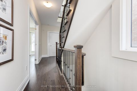 Photo 24 at 5 Smallwood Circle, Brownridge, Vaughan