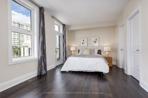 Photo 32 at 5 Smallwood Circle, Brownridge, Vaughan