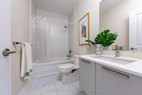 Photo 33 at 5 Smallwood Circle, Brownridge, Vaughan