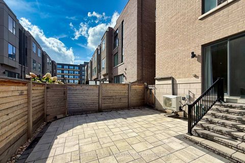 Photo 46 at 5 Smallwood Circle, Brownridge, Vaughan