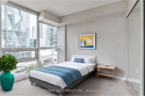 Photo 6 at 903 - 33 Bay Street, Waterfront Communities C1, Toronto