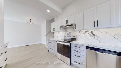 Photo 5 at 56 Niantic Crescent, Donalda, Toronto