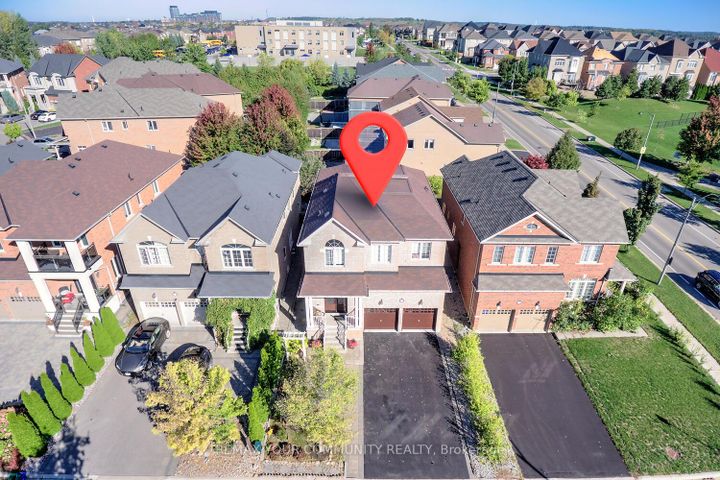 Photo 46 at 6 Halo Court, Patterson, Vaughan