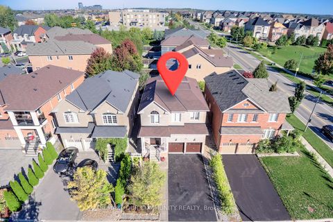 Photo 46 at 6 Halo Court, Patterson, Vaughan