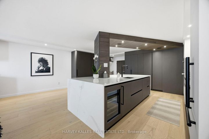 Photo 10 at 1004 - 15 Mcmurrich Street, Annex, Toronto