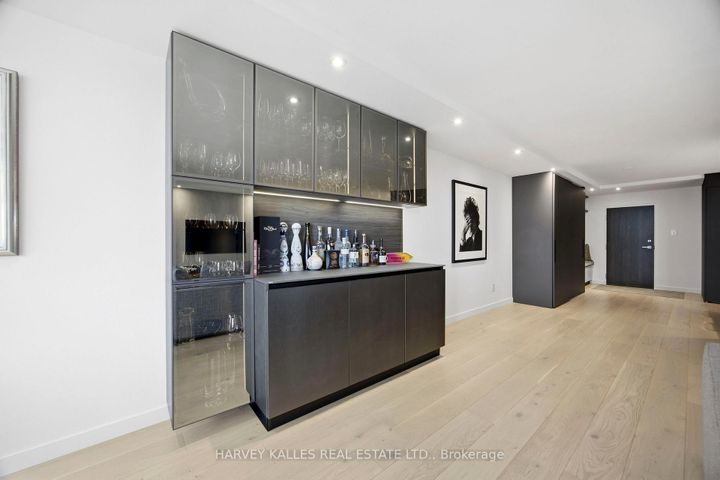 Photo 17 at 1004 - 15 Mcmurrich Street, Annex, Toronto