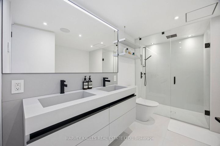 Photo 25 at 1004 - 15 Mcmurrich Street, Annex, Toronto