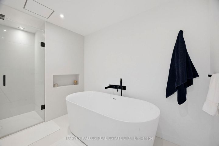 Photo 26 at 1004 - 15 Mcmurrich Street, Annex, Toronto