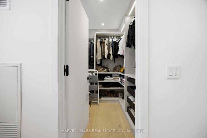 Photo 32 at 1004 - 15 Mcmurrich Street, Annex, Toronto