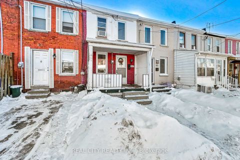 Photo 1 at 163 Olive Avenue, Central, Oshawa