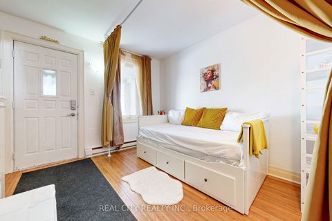 Photo 6 at 163 Olive Avenue, Central, Oshawa