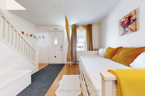 Photo 8 at 163 Olive Avenue, Central, Oshawa