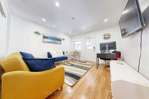 Photo 14 at 163 Olive Avenue, Central, Oshawa