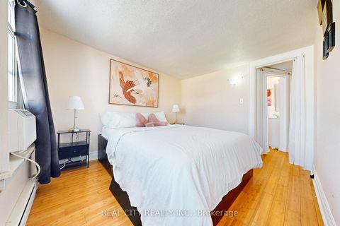 Photo 26 at 163 Olive Avenue, Central, Oshawa