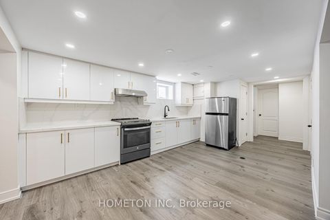 Photo 18 at 147 Lilian Drive, Maryvale, Toronto