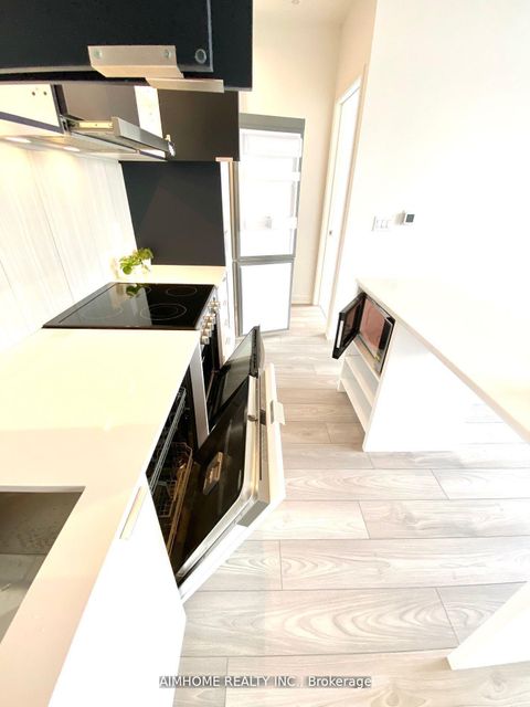 Photo 11 at 1017 - 8 TIPPETT Road, Clanton Park, Toronto