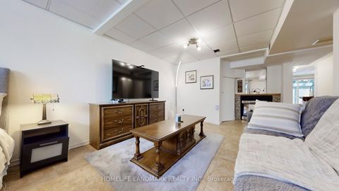 Photo 12 at 172 Sussex Street, Eastdale, Oshawa