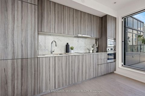 Photo 6 at 3907 - 955 Bay Street, Bay Street Corridor, Toronto